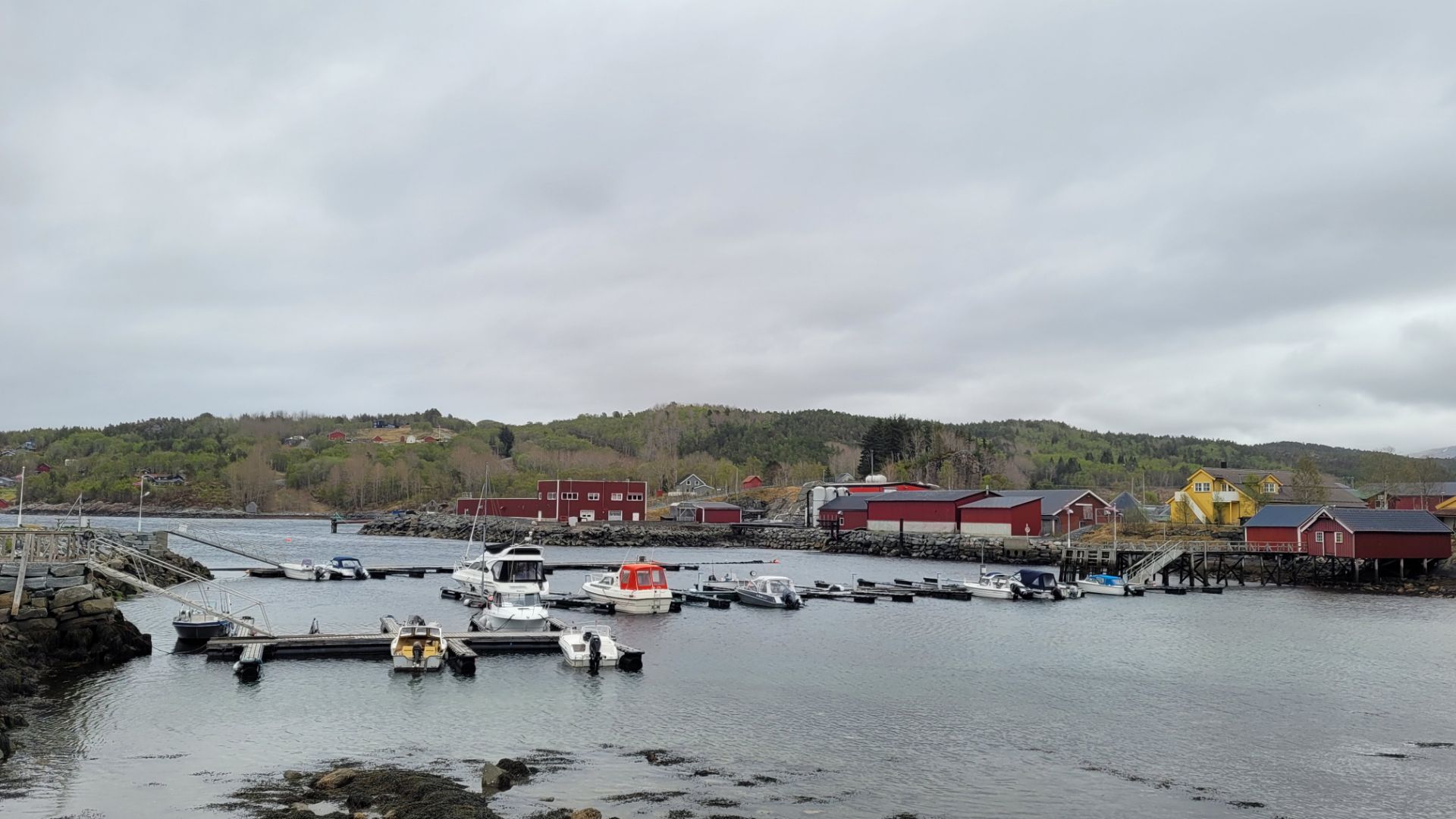 Bilde av brygge i Kjørsvikbugen